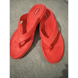 OKABASHI Women's Red Maui Flip Flops - Sandals Size Large Preowned. EUC